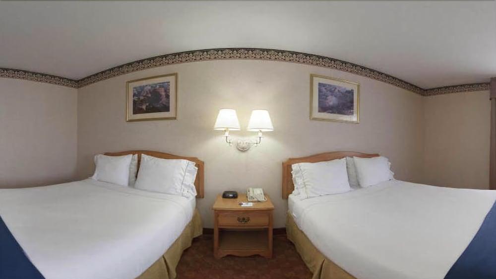 Holiday Inn Express Hotel & Suites Wauseon By Ihg Eksteriør bilde