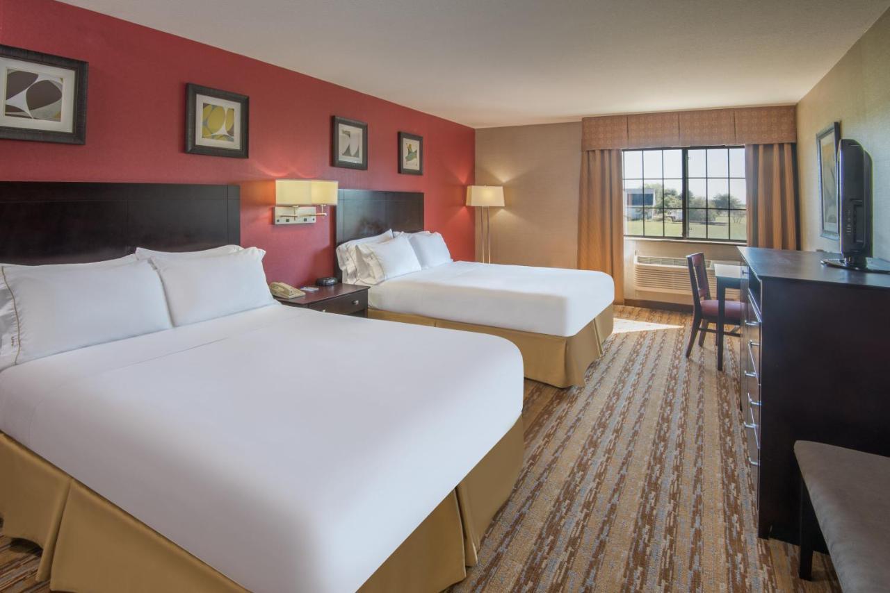 Holiday Inn Express Hotel & Suites Wauseon By Ihg Eksteriør bilde